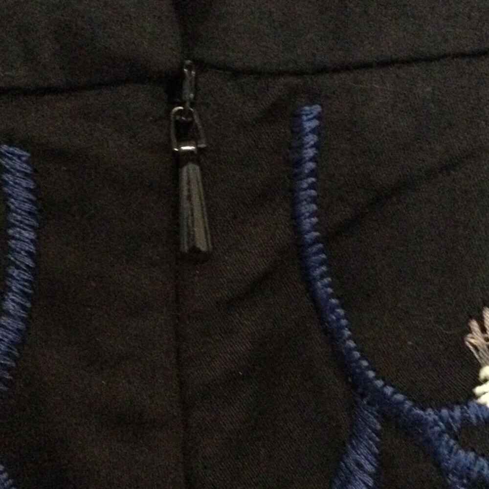 Urban Outfitters Floral Jumpsuit embroidered - Picture 7 of 16
